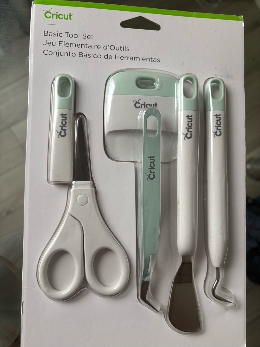 Cricut Tool Set - White & Green Accents